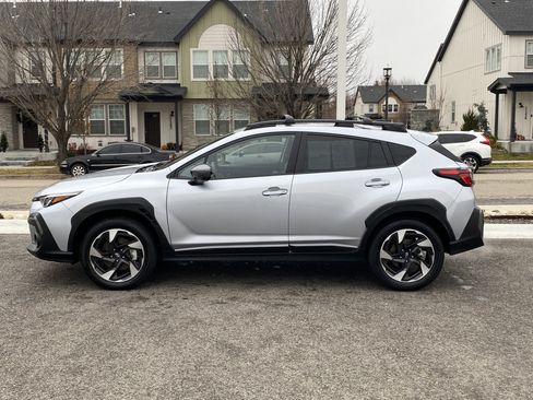 Used 2025 Subaru Crosstrek 2.5i Limited w/ Crosstrek Mirror Package image 3