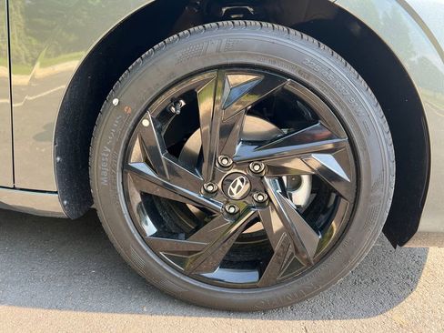 New 2026 Hyundai Elantra Sport FWD image 13