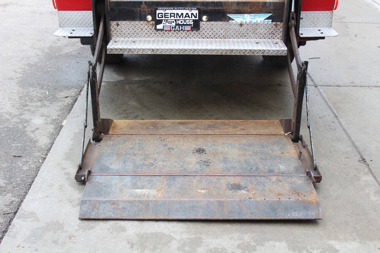 Used 2005 Chevrolet Silverado 3500 4x4 Regular Cab image 7