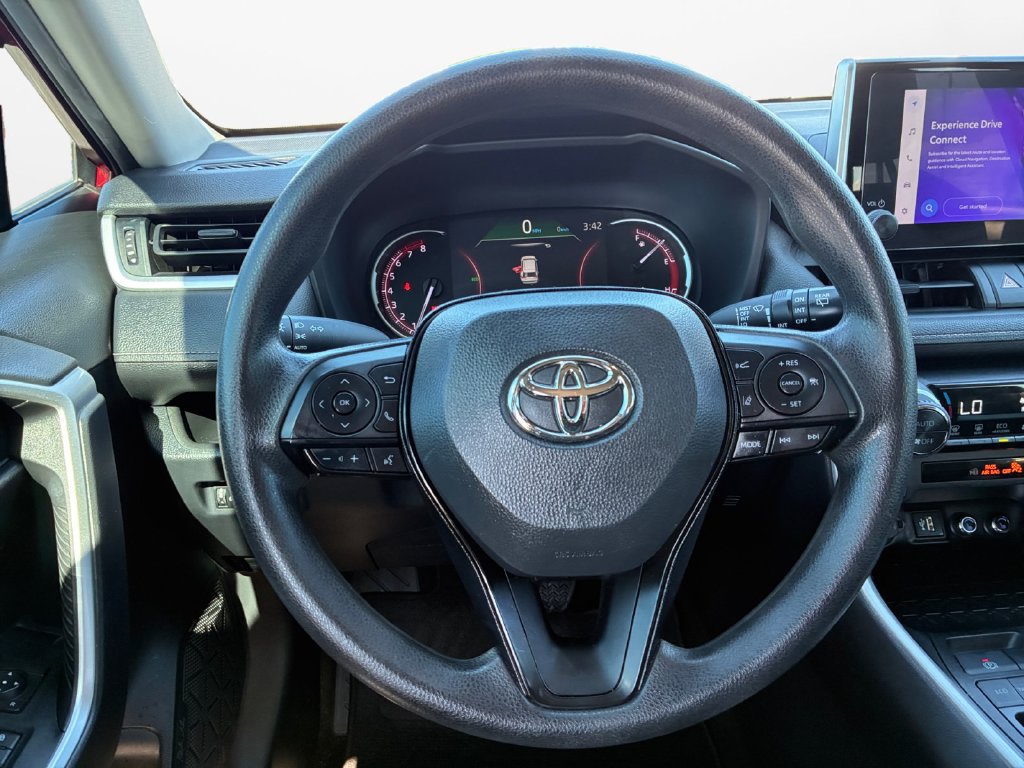 Used 2023 Toyota RAV4 XLE FWD image 20