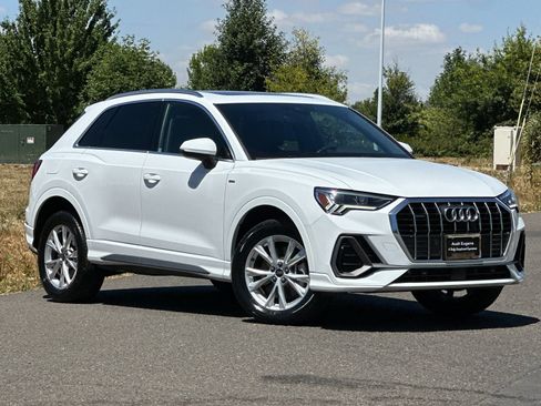 Used 2025 Audi Q3 2.0T Premium AWD/4WD image 1