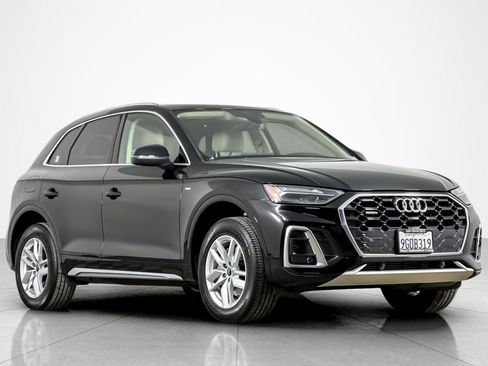 Used 2023 Audi Q5 2.0T Premium w/ Convenience Package AWD/4WD image 7