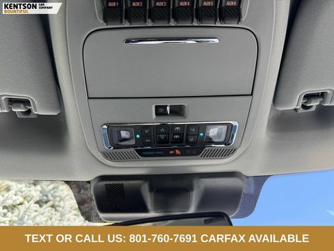 Used 2025 Ford F350 Lariat w/ Black Appearance Package AWD/4WD image 27
