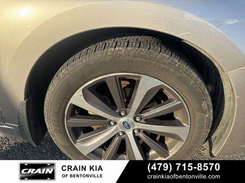 Used 2015 Subaru Legacy 2.5i Limited image 9