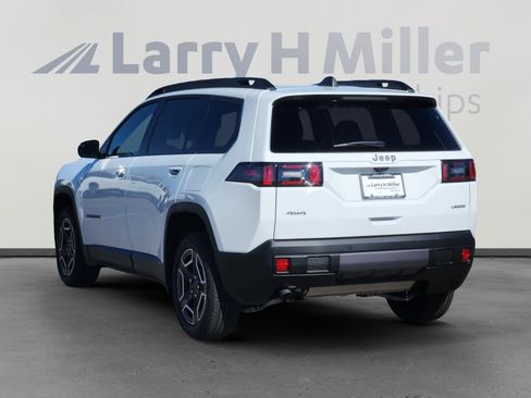 New 2026 Jeep Cherokee Laredo AWD/4WD image 4