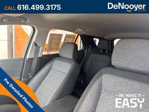 Used 2022 Chevrolet Equinox LT FWD image 7