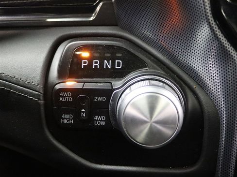 Used 2020 RAM 1500 Limited w/ Black Appearance Package image 28