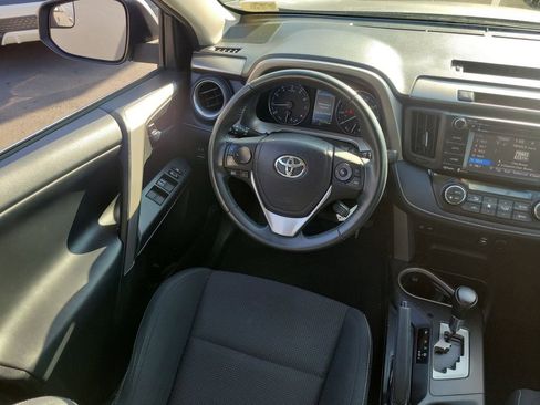 Used 2016 Toyota RAV4 XLE image 12