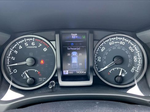Used 2023 Toyota Tacoma TRD Sport w/ Advanced Technology Package AWD/4WD image 25