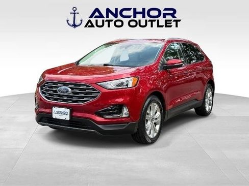 Used 2020 Ford Edge Titanium FWD image 4