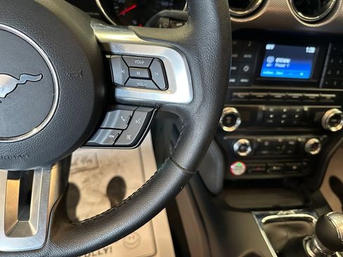 Used 2015 Ford Mustang Coupe RWD image 12