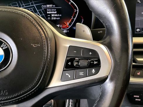 Certified 2022 BMW 330i Sedan w/ M Sport Package image 23