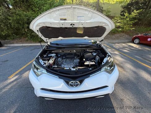 Used 2016 Toyota RAV4 XLE image 17