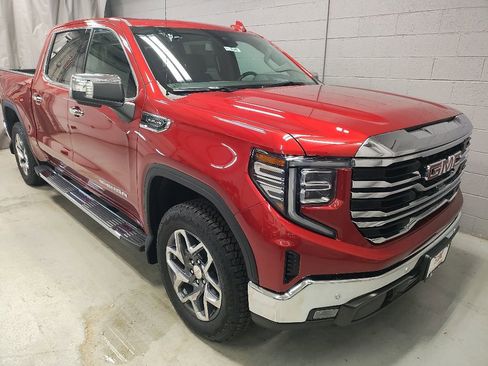 New 2026 GMC Sierra 1500 SLT AWD/4WD image 5