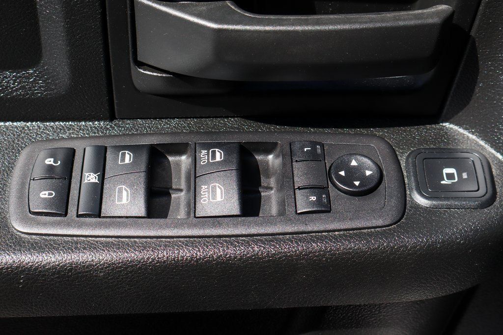 Used 2024 RAM 3500 Tradesman AWD/4WD image 15
