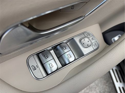 Used 2020 Mercedes-Benz GLE 350 4MATIC image 25