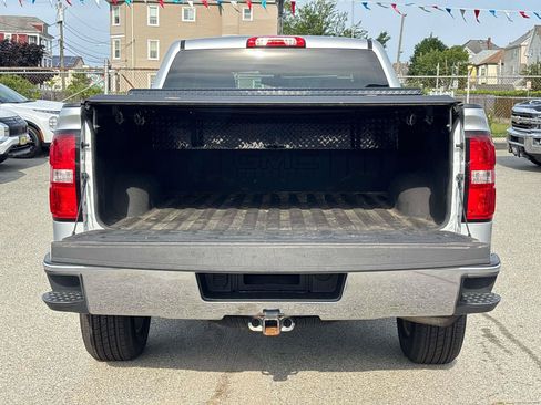 Used 2019 GMC Sierra 1500 SLE w/ SLE Value Package AWD/4WD image 8