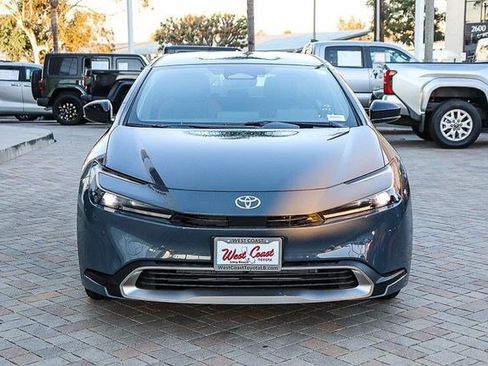 New 2026 Toyota Prius Plug-In Hybrid FWD image 2