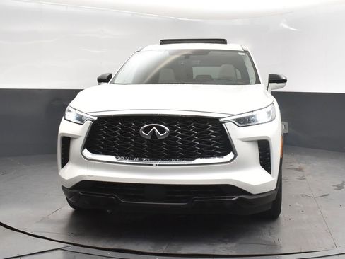 Certified 2023 INFINITI QX60 Pure image 10
