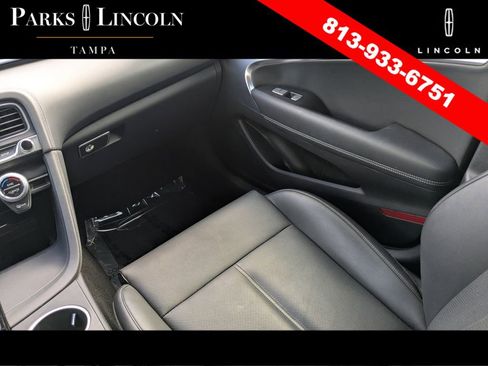 Used 2019 Genesis G70 2.0T Advanced RWD image 15