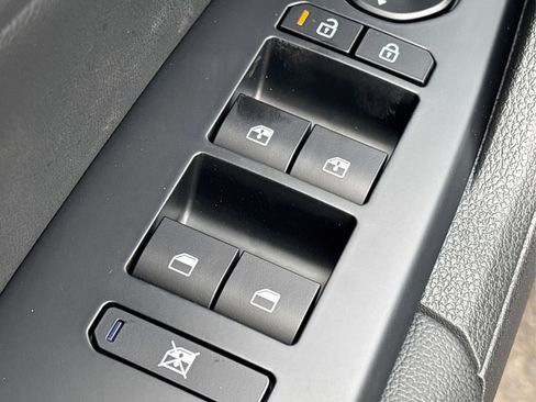 New 2026 Kia Sportage EX image 24