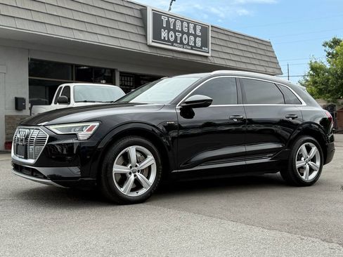 Used 2019 Audi e-tron Premium Plus image 55