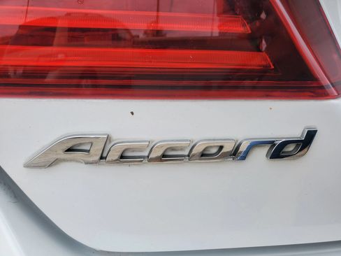 Used 2016 Honda Accord Sport image 12