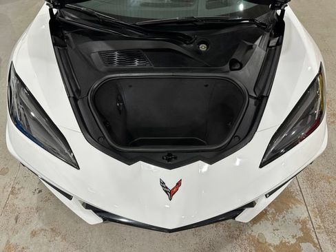 Used 2021 Chevrolet Corvette Stingray Preferred Conv w/ Z51 Performance Package RWD image 19