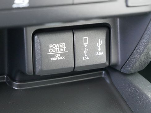 Used 2017 Honda Pilot Touring image 33