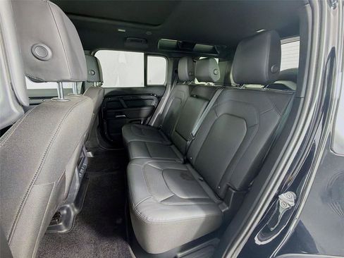 Used 2025 Land Rover Defender 110 S AWD/4WD image 18