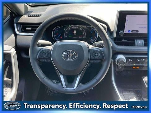 Certified 2023 Toyota RAV4 SE AWD/4WD image 15