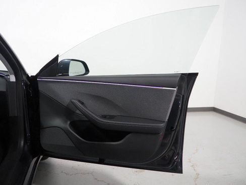 Used 2024 Tesla Model 3 RWD image 59