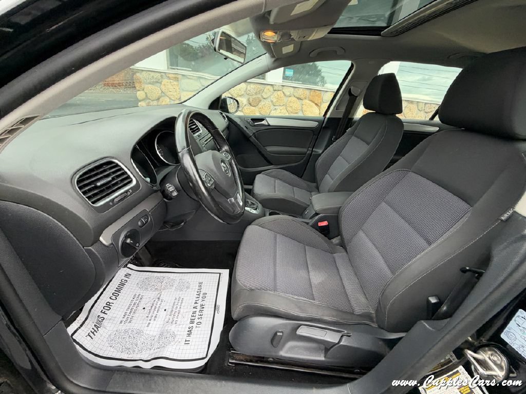 Used 2013 Volkswagen Golf 4-Door FWD image 23