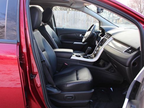 Used 2013 Ford Edge SEL image 39