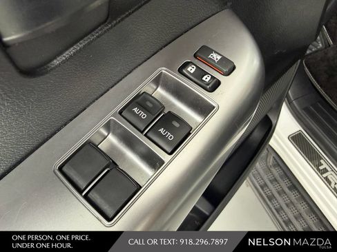 Used 2018 Toyota Sequoia TRD Sport AWD/4WD image 19