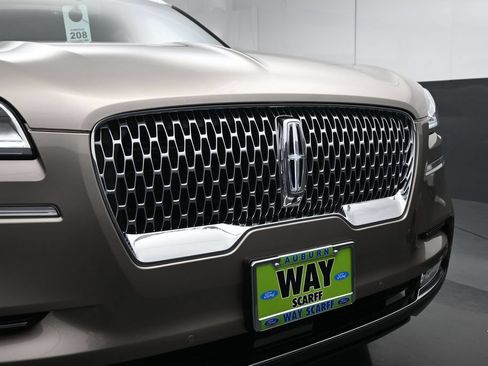 Used 2020 Lincoln Aviator Reserve w/ Equipment Group 202A AWD/4WD image 5
