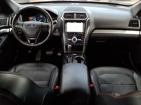 Used 2018 Ford Explorer Sport w/ Equipment Group 401A image 17