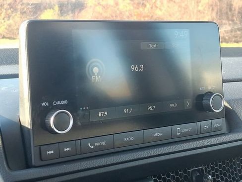 Used 2023 Honda CR-V LX image 17