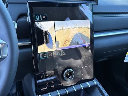 New 2026 GMC Terrain Elevation w/ Technology Package II FWD image 13