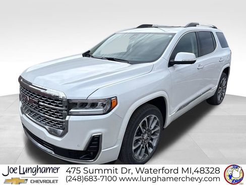 Used 2023 GMC Acadia Denali w/ Denali Ultimate Package image 8
