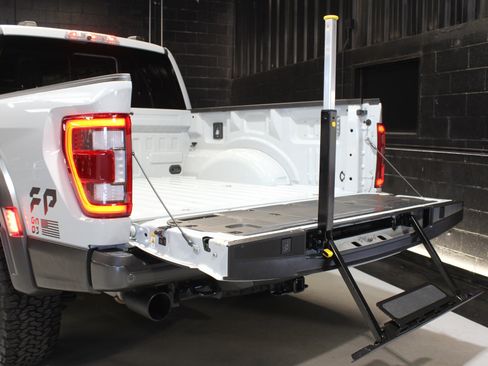 Used 2023 Ford F150 Raptor w/ Raptor Carbon Fiber Package image 12