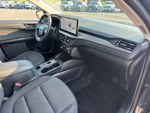 Used 2023 Ford Escape Active w/ Tech Pack #1 AWD/4WD image 18