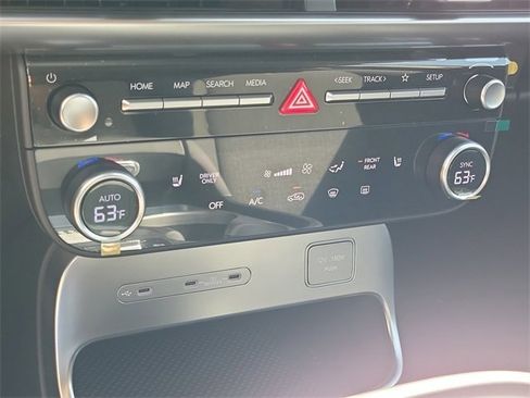 New 2026 Hyundai Ioniq 9 SE image 12