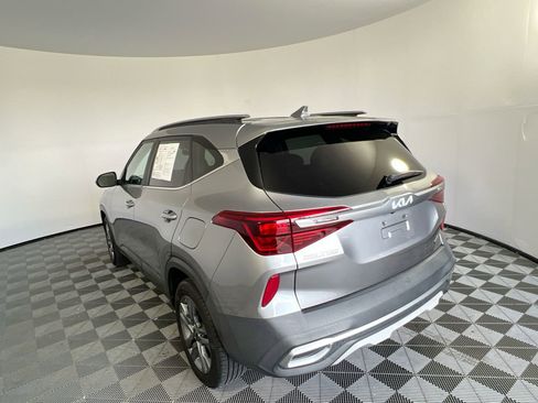 Used 2022 Kia Seltos S FWD image 5