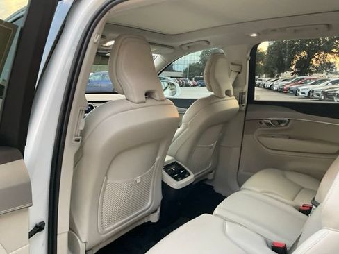 Certified 2024 Volvo XC90 B5 Core AWD/4WD image 22