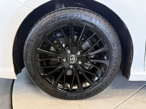 Used 2021 Toyota Camry SE w/ Convenience Package AWD/4WD image 25