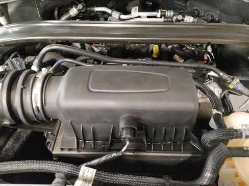 Used 2023 Ford Explorer Limited image 30