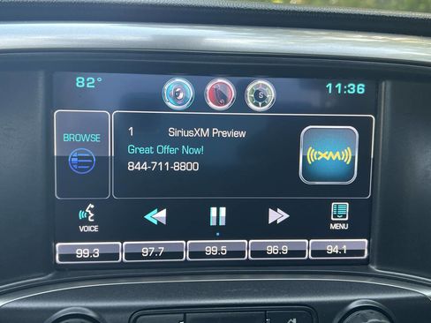 Used 2015 Chevrolet Express 2500 image 32