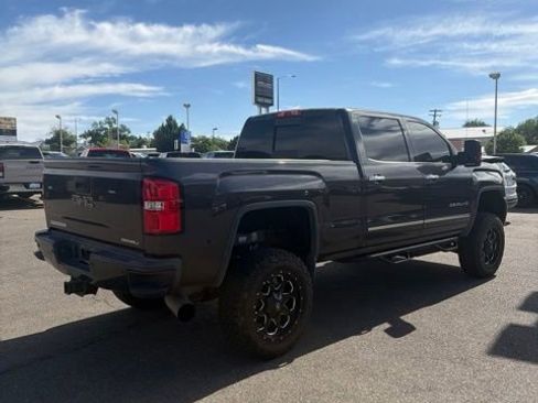 Used 2015 GMC Sierra 2500 Denali w/ Duramax Plus Package AWD/4WD image 2