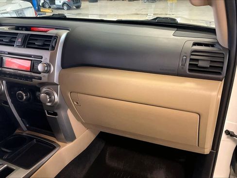 Used 2013 Toyota 4Runner SR5 image 17